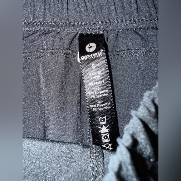 90 Degrees by Reflex Black Athletic Shorts - Picture 2 of 3